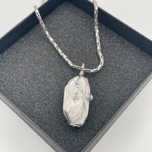 JVT Jewelry Silver Wire-Wrapped White Crystal Pendant Necklace 24”